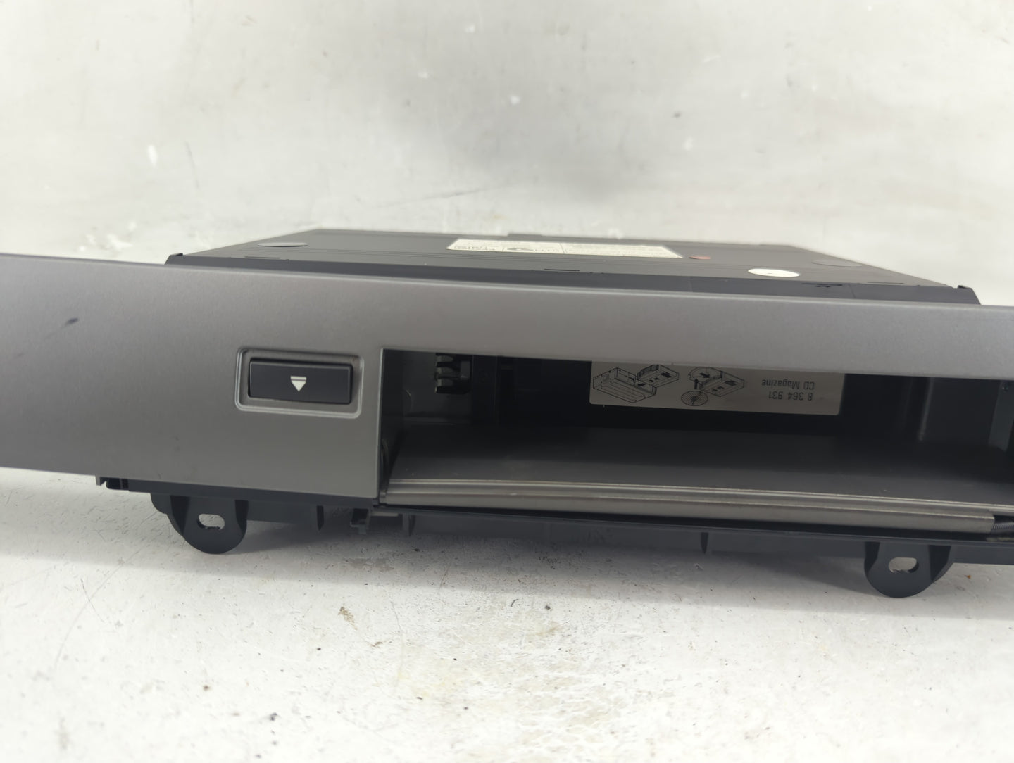 2003 Bmw 7 Series Radio AM FM Cd Player Receiver Replacement P/N:65.12 926 933 6 364 931 Fits Fits 2004 2005 OEM Used Auto P