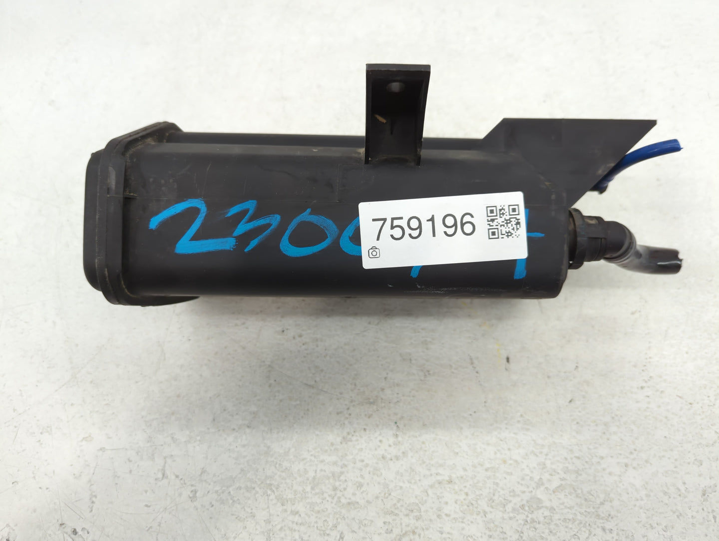 2003 Bmw X5 Fuel Vapor Charcoal Canister - Oemusedautoparts1.com