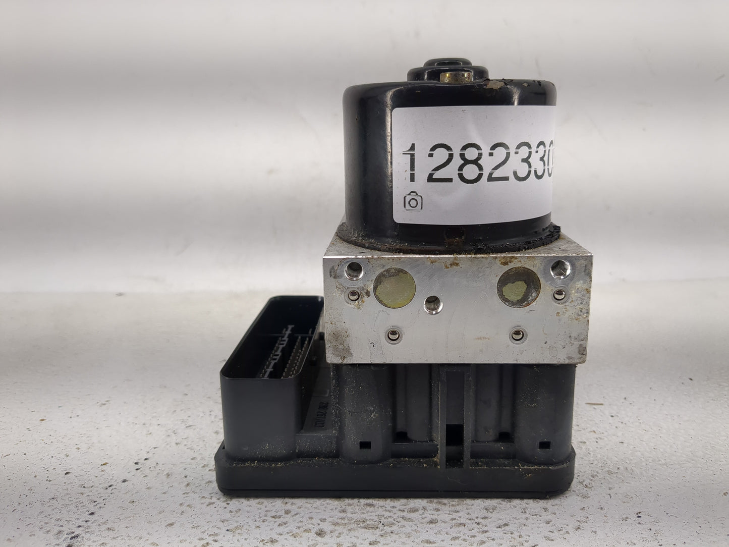 2003-2005 Bmw Z4 ABS Pump Control Module Replacement Fits Fits 2002 2003 2004 2005 2006 OEM Used Auto Parts - Oemusedautopar