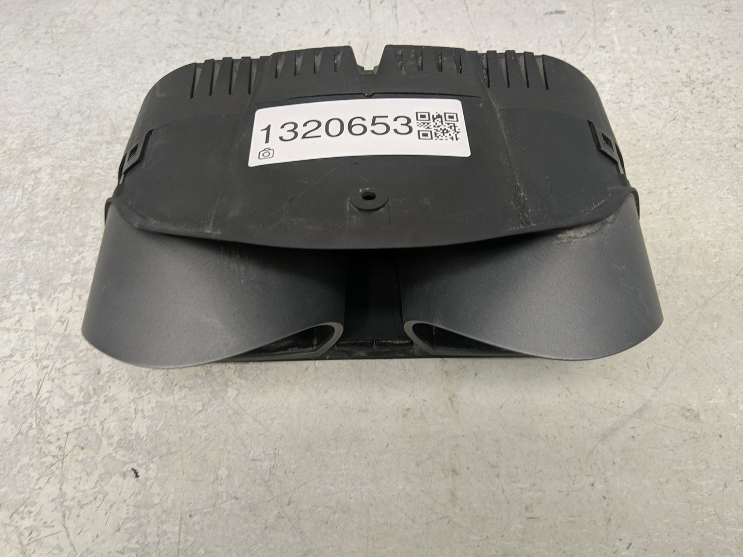 2003-2005 Bmw Z4 Instrument Cluster Speedometer Gauges P/N:1024260-20 Fits Fits 2003 2004 2005 OEM Used Auto Parts - Oemused