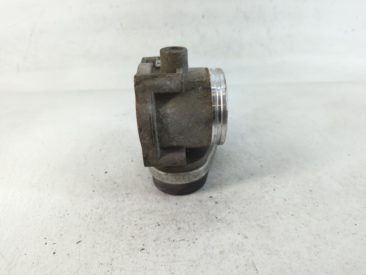 2003-2005 Bmw Z4 Throttle Body P/N:1354 7 502 444-05 Fits Fits 2001 2002 2003 2004 2005 2006 OEM Used Auto Parts - Oemusedau