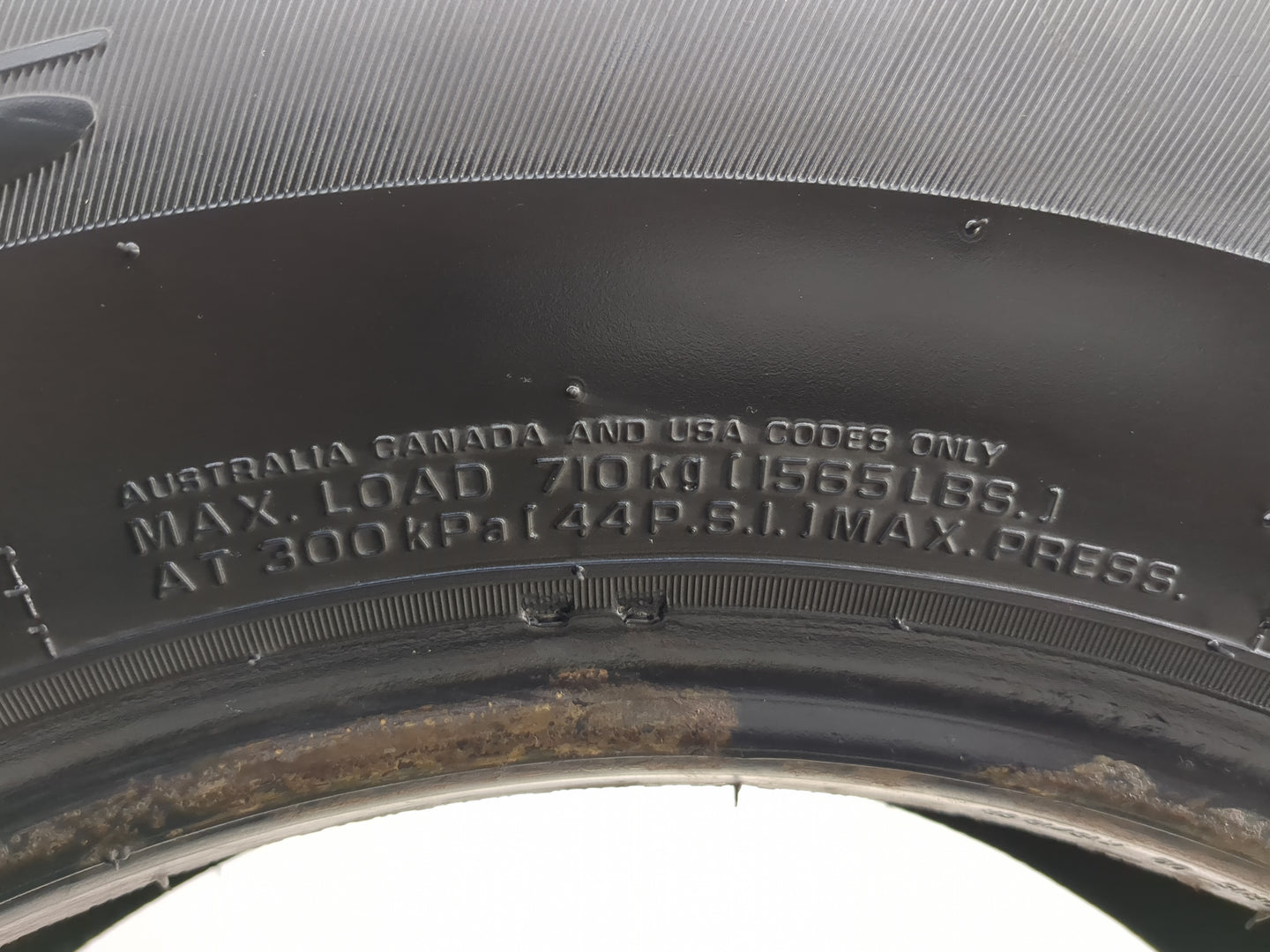 Used Tire 205/70R15 NEXEN NPRIZ AH5 96T - Tread Depth 9/32 - Oemusedautoparts1.com