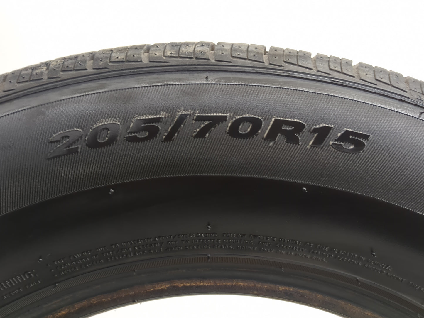 Used Tire 205/70R15 NEXEN NPRIZ AH5 96T - Tread Depth 9/32 - Oemusedautoparts1.com