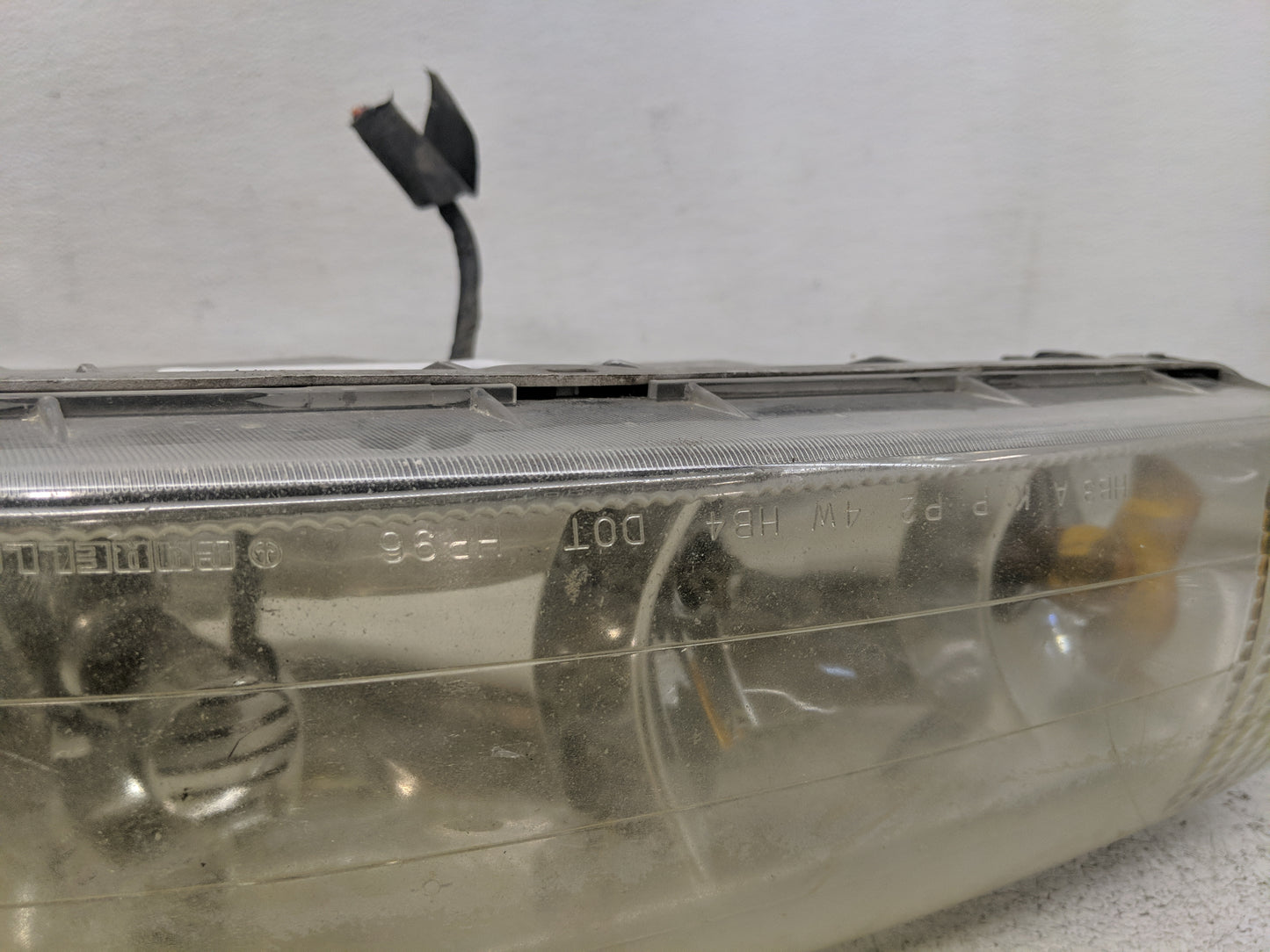 2002-2005 Buick Century Passenger Right Oem Head Light Headlight Lamp - Oemusedautoparts1.com