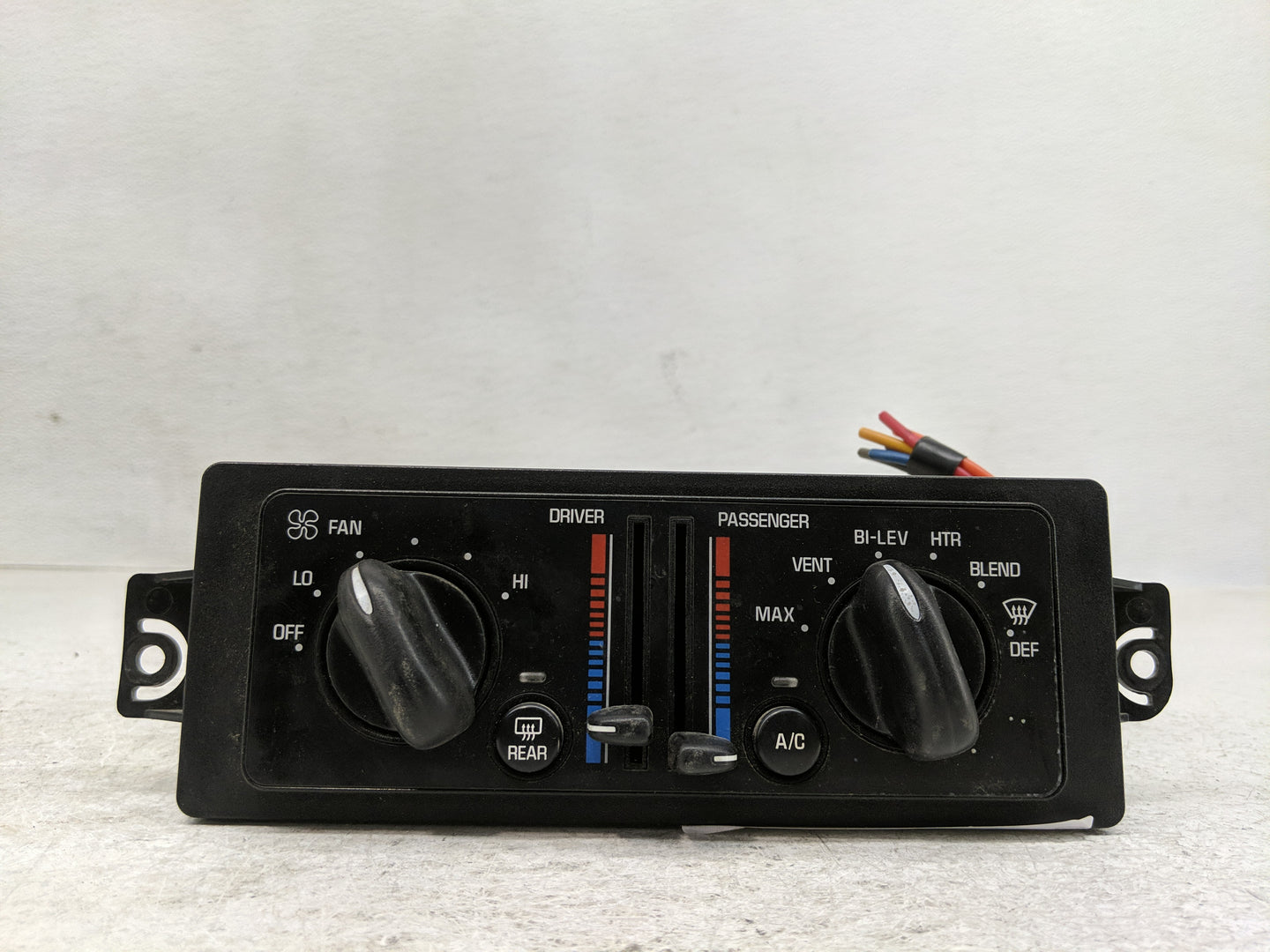 2000-2005 Buick Century Climate Control Module Temperature AC/Heater Replacement Fits Fits 2000 2001 2002 2003 2004 2005 OEM