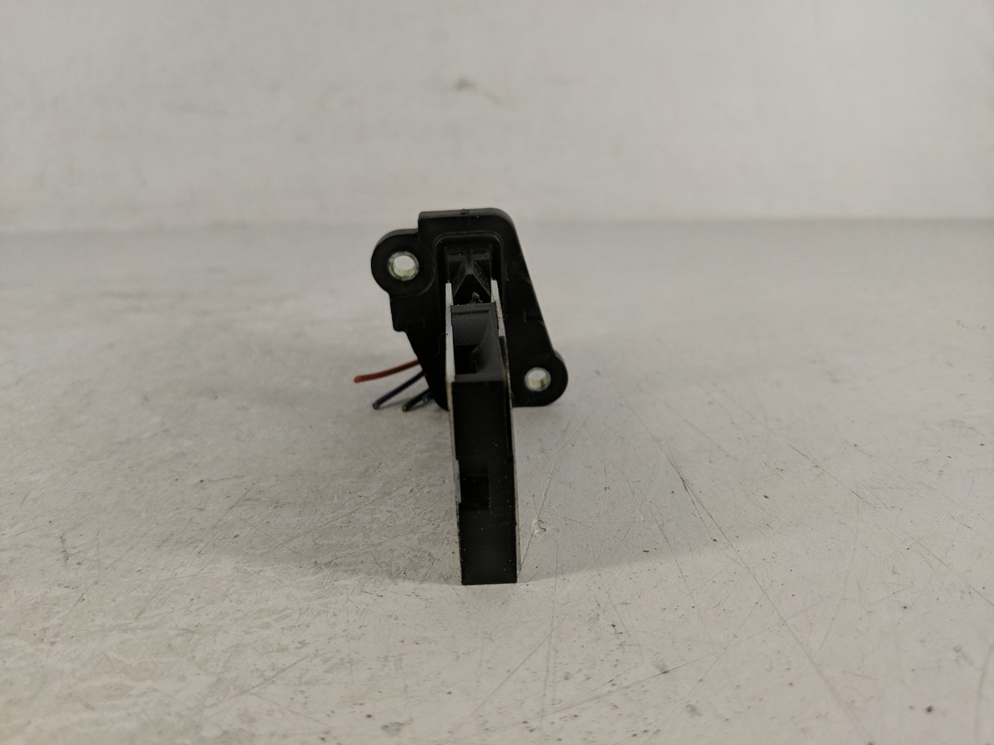 1999-2005 Buick Lesabre Mass Air Flow Meter Maf - Oemusedautoparts1.com