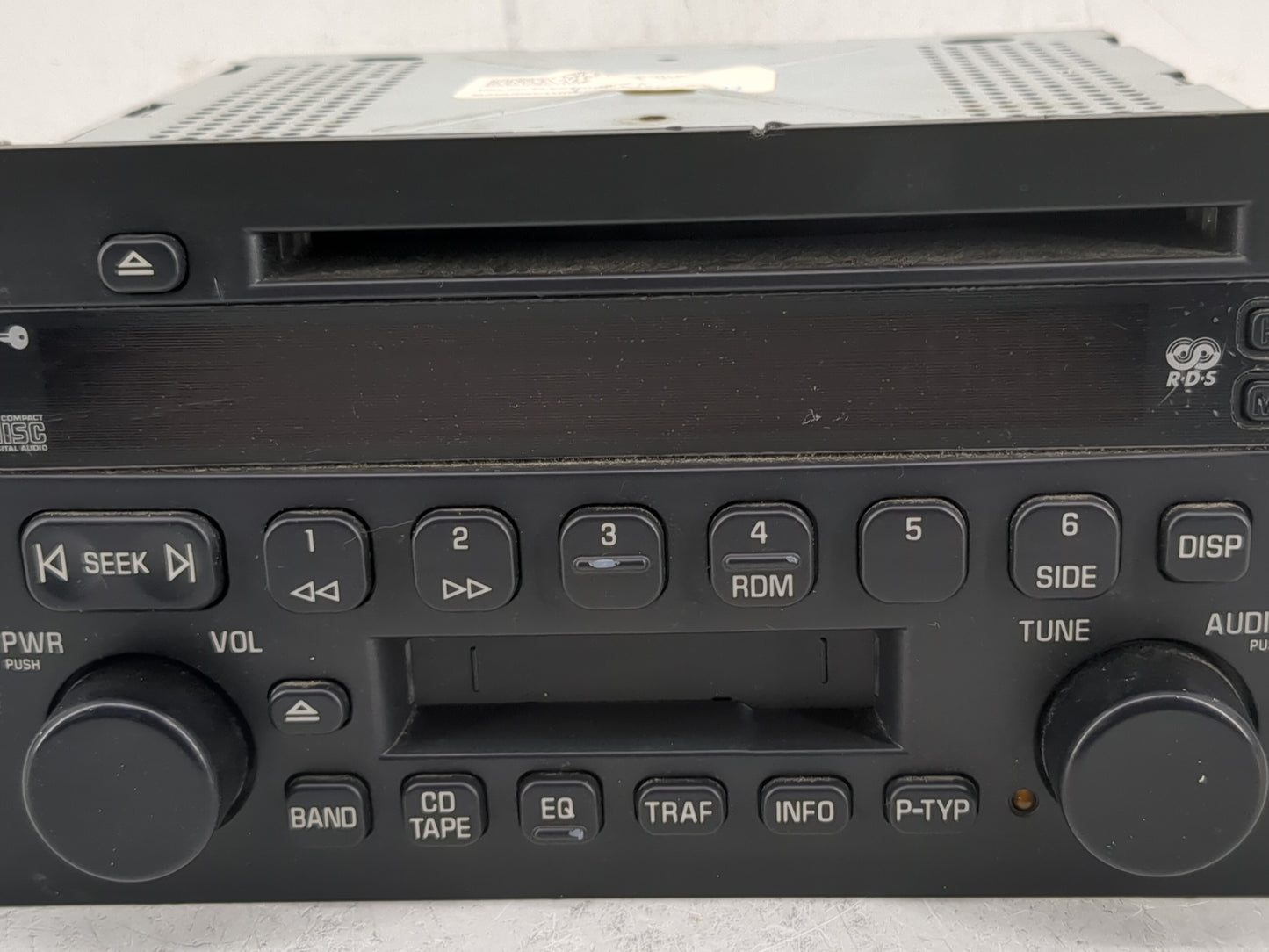 2003-2005 Buick Lesabre Radio AM FM Cd Player Receiver Replacement P/N:25756857 Fits Fits 2003 2004 2005 OEM Used Auto Parts