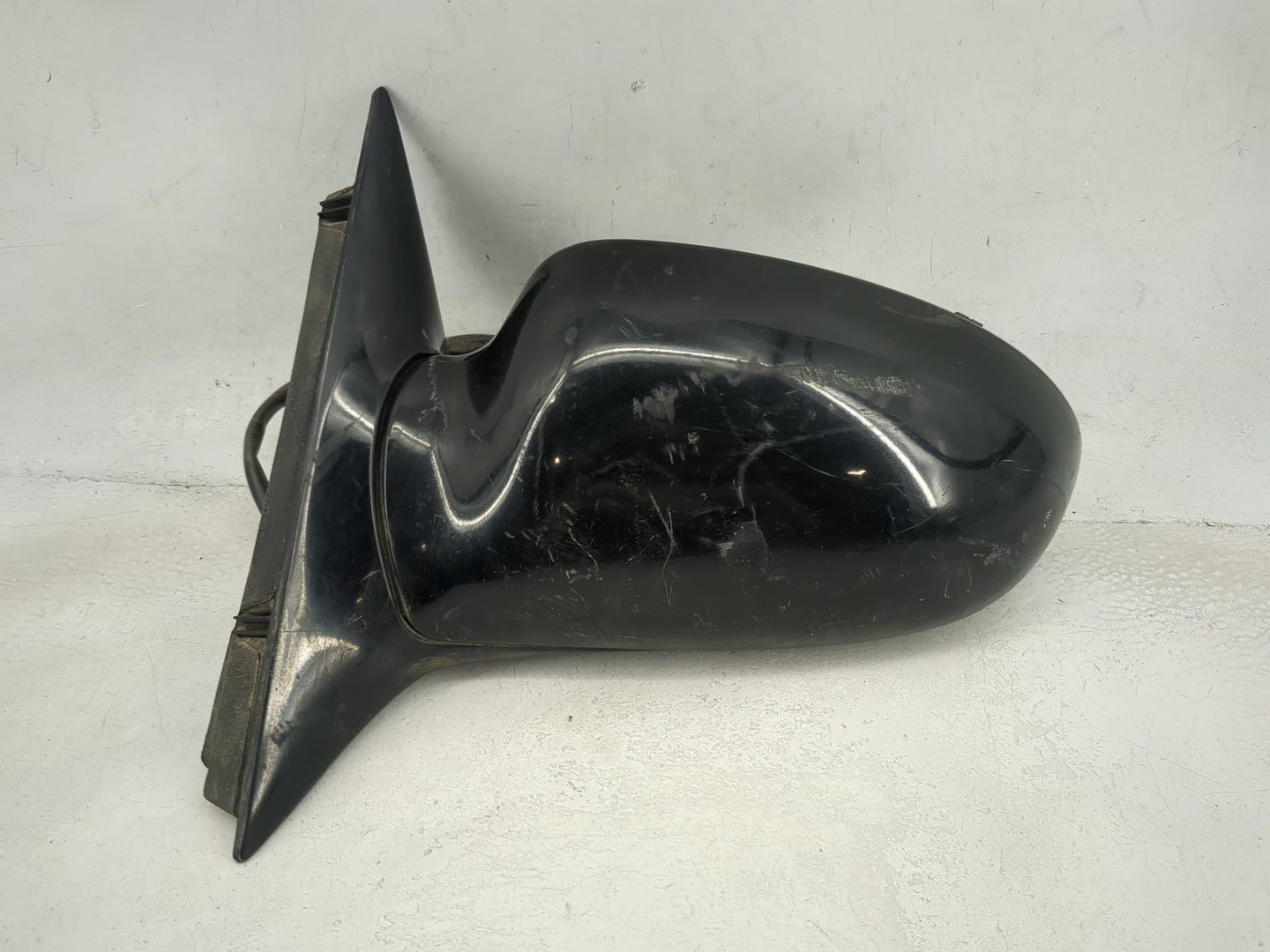 2003-2005 Buick Lesabre Driver Side View Mirror - Left Door Mirror OEM Used - Oemusedautoparts1.com