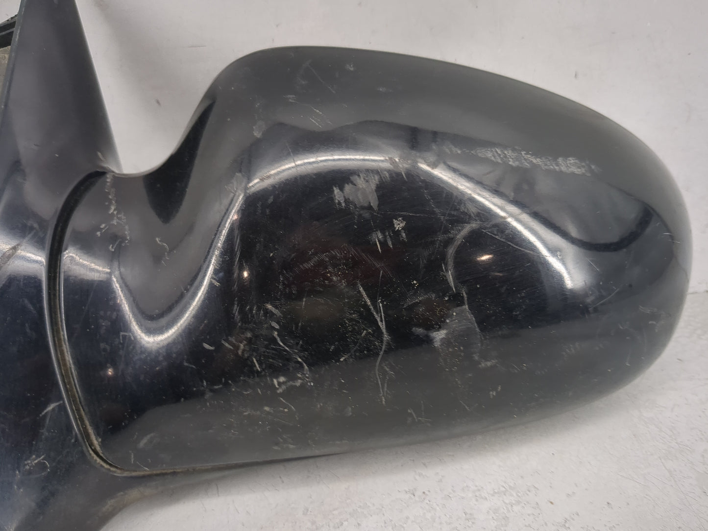 2003-2005 Buick Lesabre Driver Side View Mirror - Left Door Mirror OEM Used - Oemusedautoparts1.com
