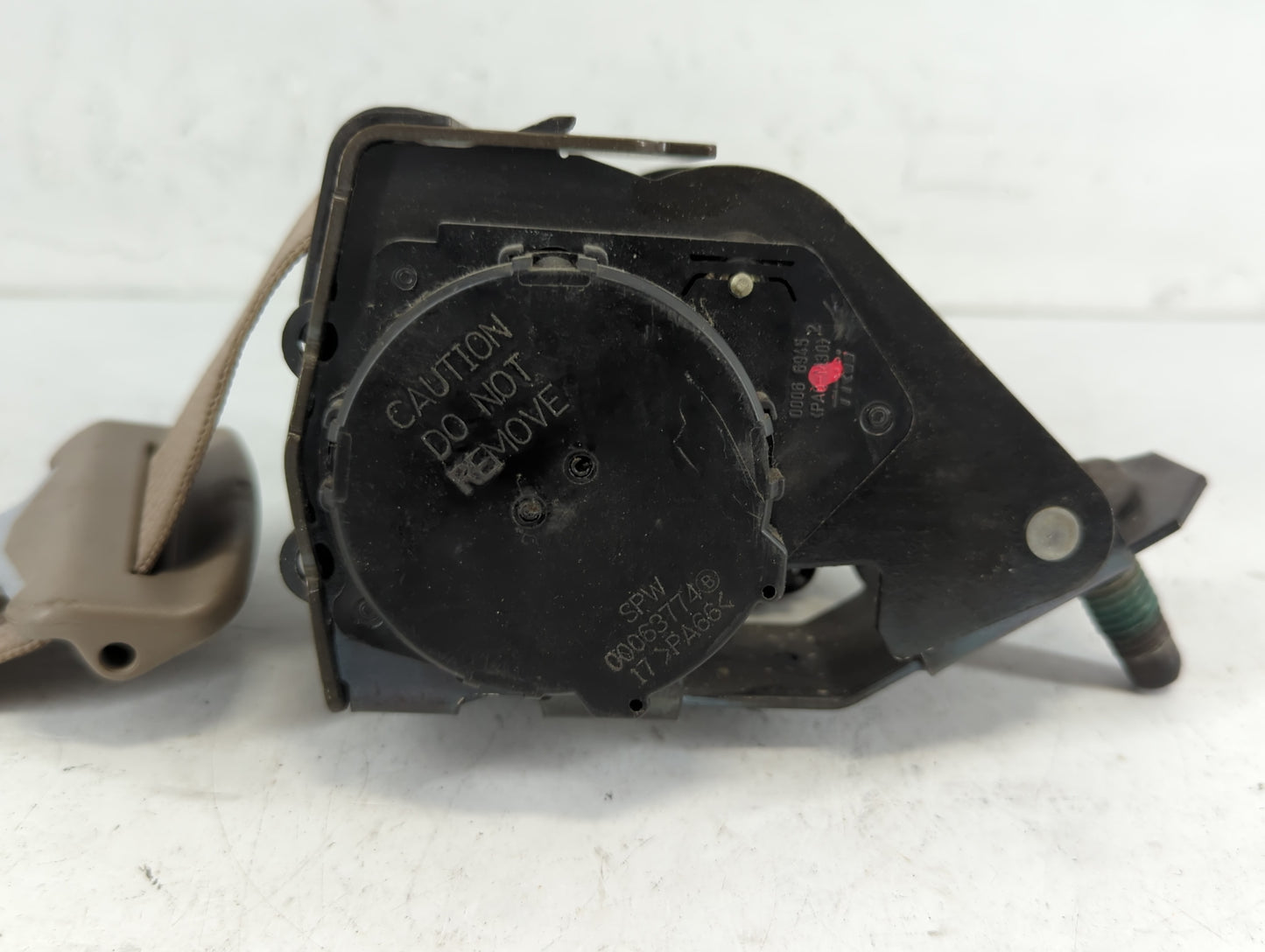 2003 Buick Lesabre Passenger Right Seat Belt Rear Retractor - Oemusedautoparts1.com