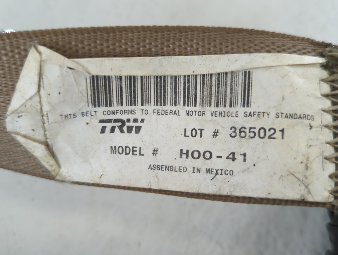 2003 Buick Lesabre Passenger Right Seat Belt Rear Retractor - Oemusedautoparts1.com