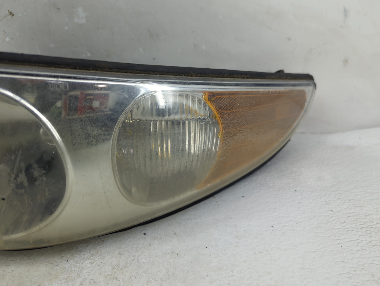 2000-2005 Buick Lesabre Passenger Right Oem Head Light Headlight Lamp - Oemusedautoparts1.com