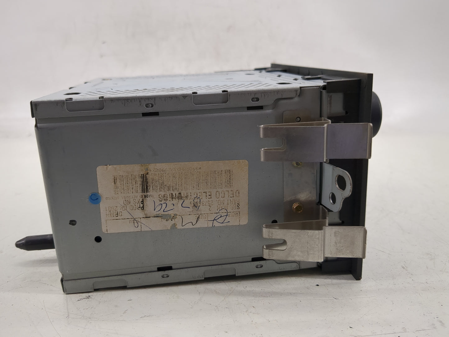 2003-2005 Buick Lesabre Radio AM FM Cd Player Receiver Replacement Fits Fits 2003 2004 2005 OEM Used Auto Parts - Oemusedaut