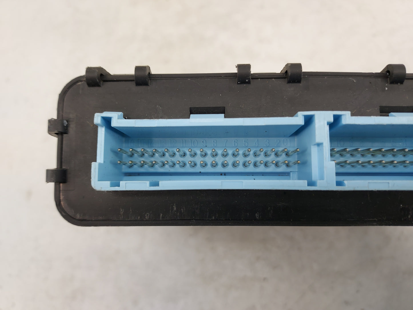 1997-2005 Buick Park Avenue Body Control Module Bcm Inner Cabin Fuse Box - Oemusedautoparts1.com