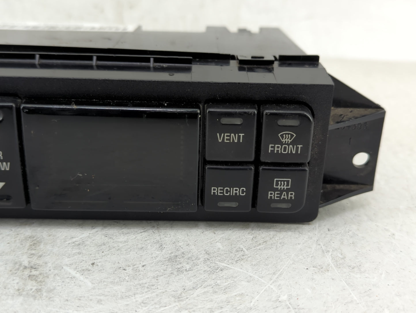 2003 Buick Park Avenue Climate Control Module Temperature AC/Heater Replacement P/N:16202304 Fits OEM Used Auto Parts - Oemu