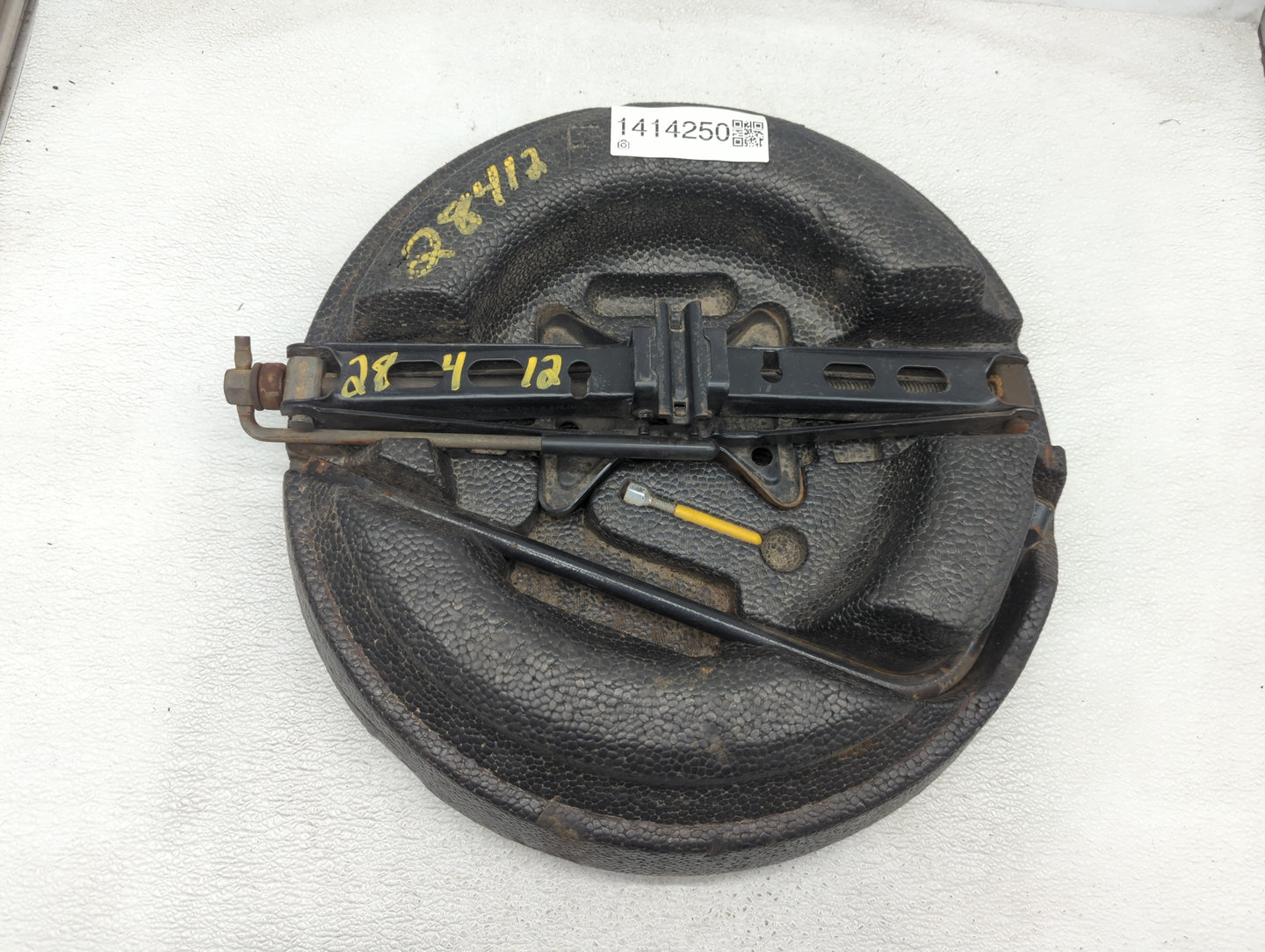 2003 Buick Regal Spare Scissor Car Jack - Oemusedautoparts1.com