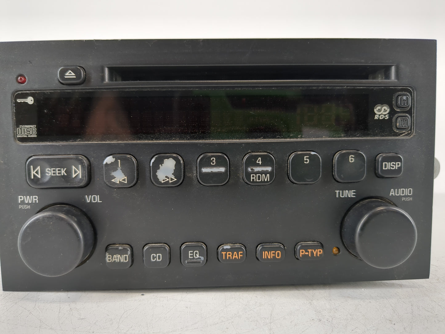2002-2003 Buick Rendezvous Radio AM FM Cd Player Receiver Replacement P/N:10333580 Fits Fits 2002 2003 OEM Used Auto Parts -