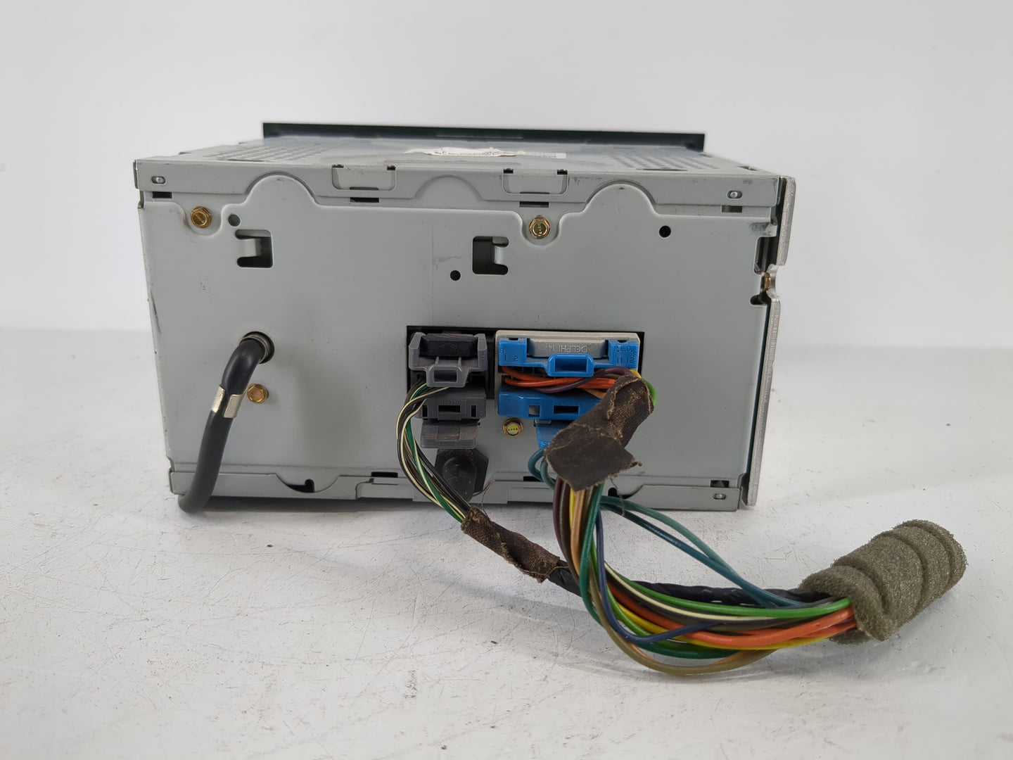 2002-2003 Buick Rendezvous Radio AM FM Cd Player Receiver Replacement P/N:10333580 Fits Fits 2002 2003 OEM Used Auto Parts -
