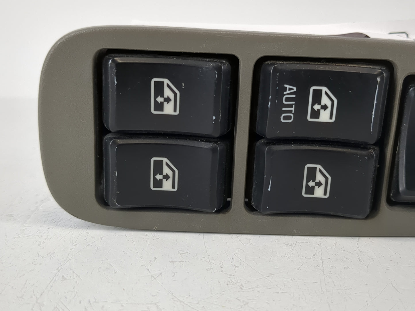 2002-2003 Buick Rendezvous Master Power Window Switch Replacement Driver Side Left Fits Fits 2002 2003 OEM Used Auto Parts -