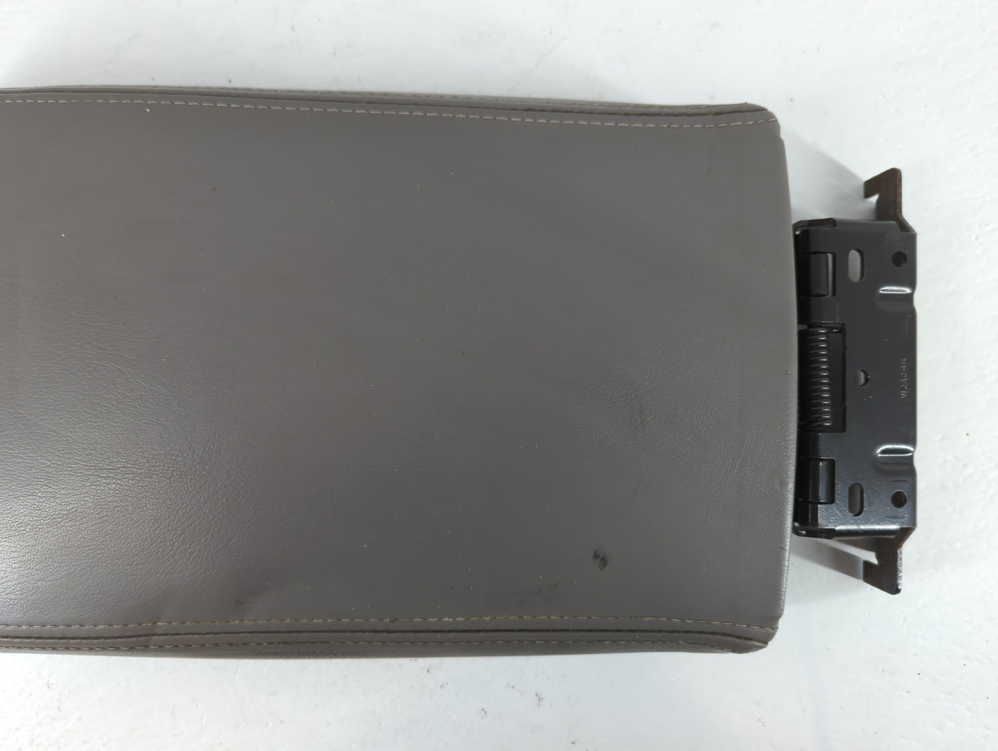 2003 Buick Rendezvous Center Console Armrest Cover Lid Fits OEM Used Auto Parts - Oemusedautoparts1.com