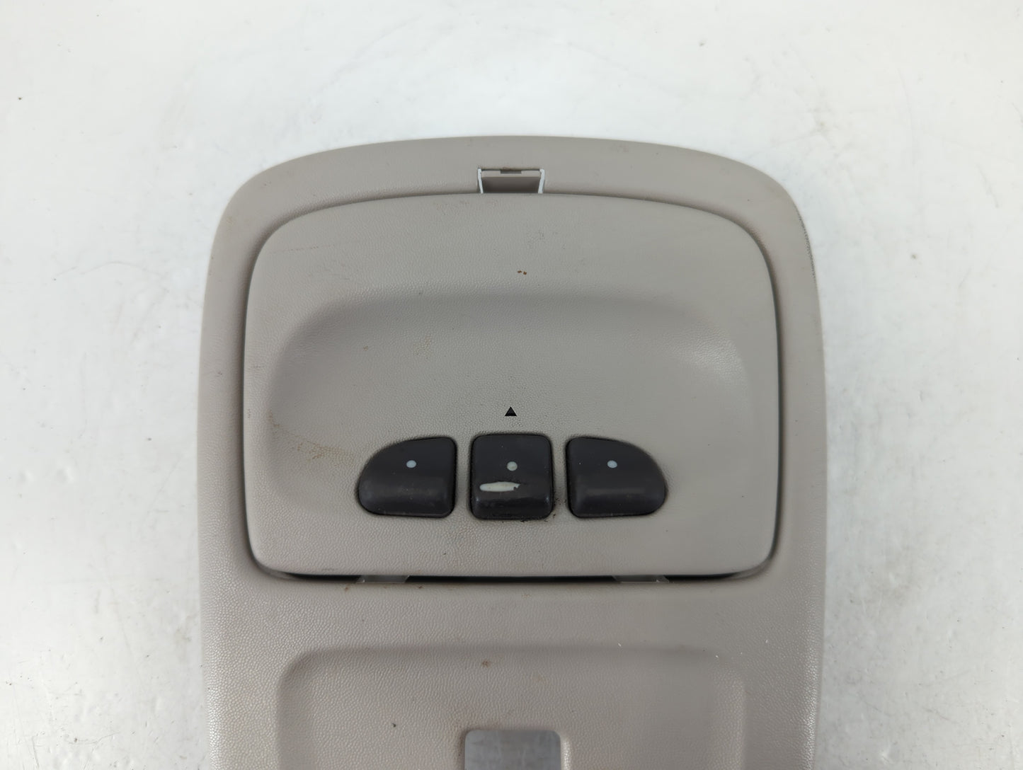 2003 Buick Rendezvous Overhead Roof Console - Oemusedautoparts1.com