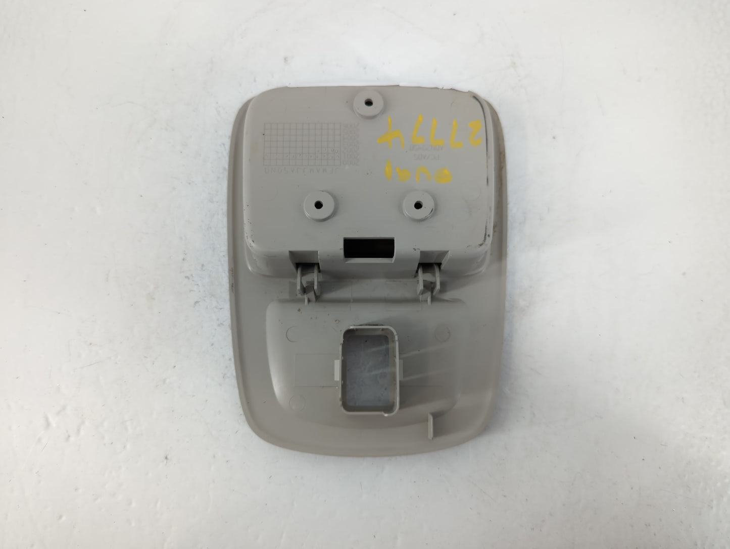 2003 Buick Rendezvous Overhead Roof Console - Oemusedautoparts1.com