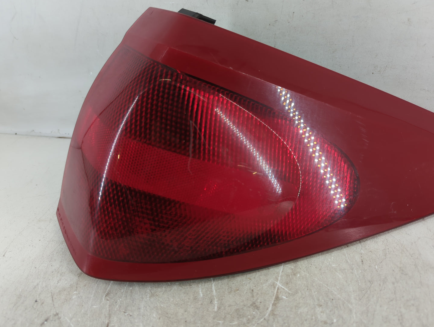 2002-2003 Buick Rendezvous Tail Light Assembly Passenger Right OEM Fits Fits 2002 2003 OEM Used Auto Parts - Oemusedautopart