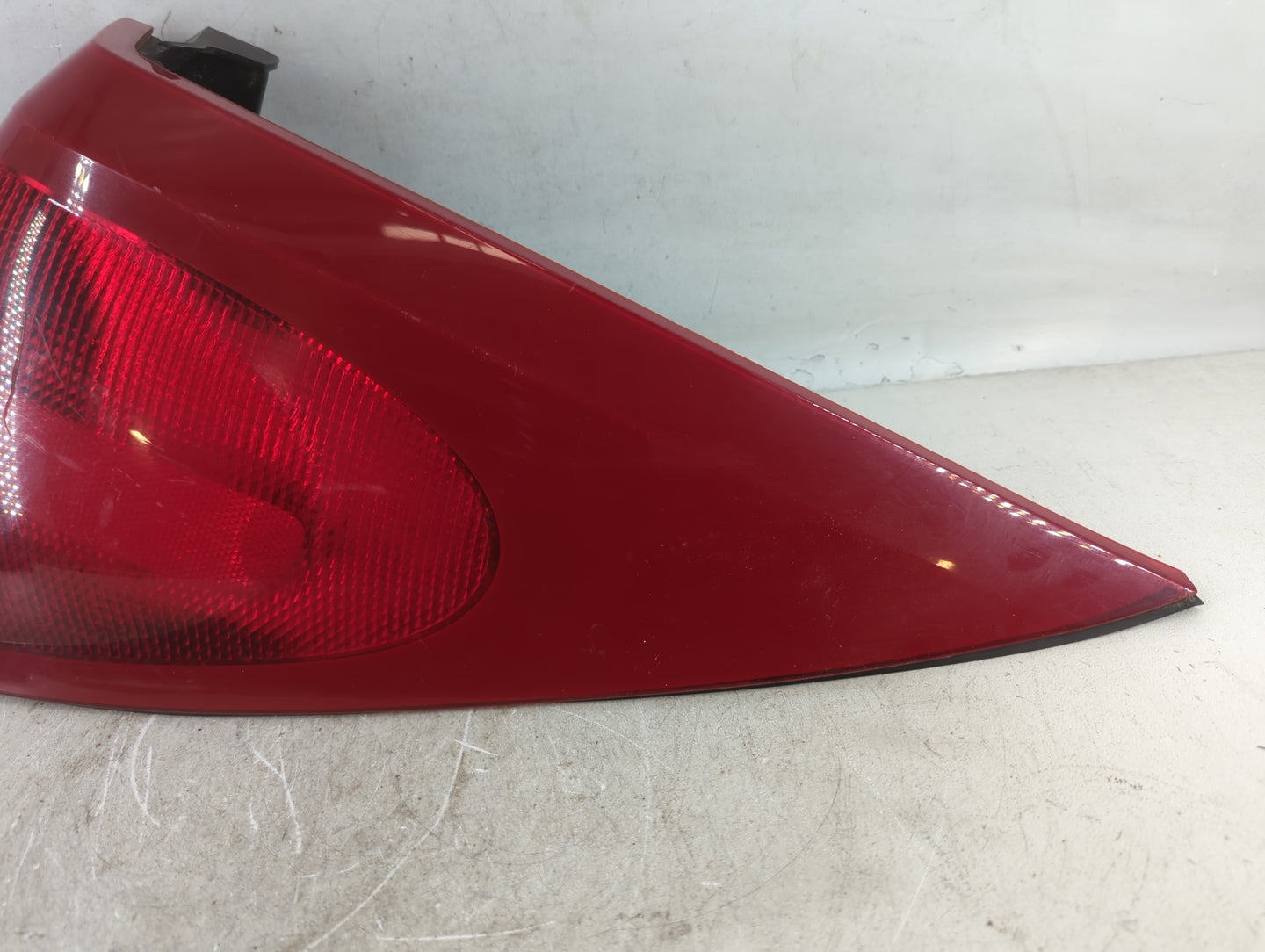 2002-2003 Buick Rendezvous Tail Light Assembly Passenger Right OEM Fits Fits 2002 2003 OEM Used Auto Parts - Oemusedautopart