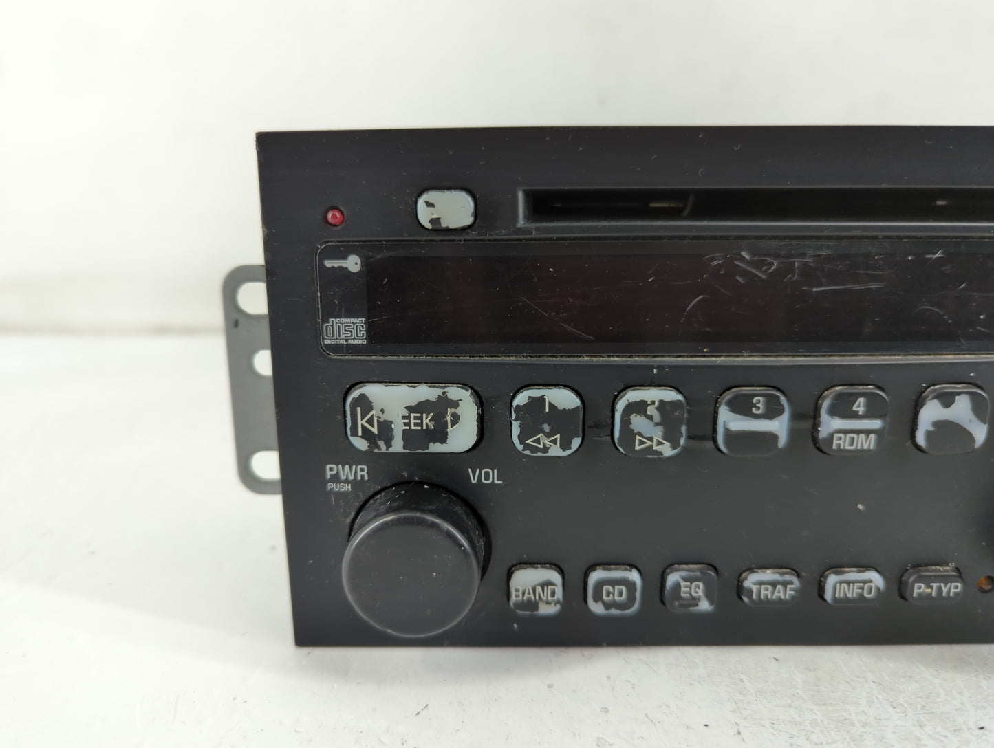 2002-2003 Buick Rendezvous Radio AM FM Cd Player Receiver Replacement P/N:10333580 Fits Fits 2002 2003 OEM Used Auto Parts -