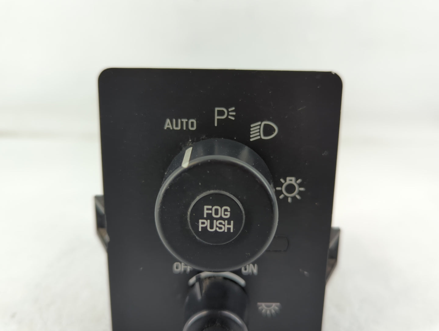 2002-2007 Buick Rendezvous Headlight Head Light Switch Lamp Control - Oemusedautoparts1.com