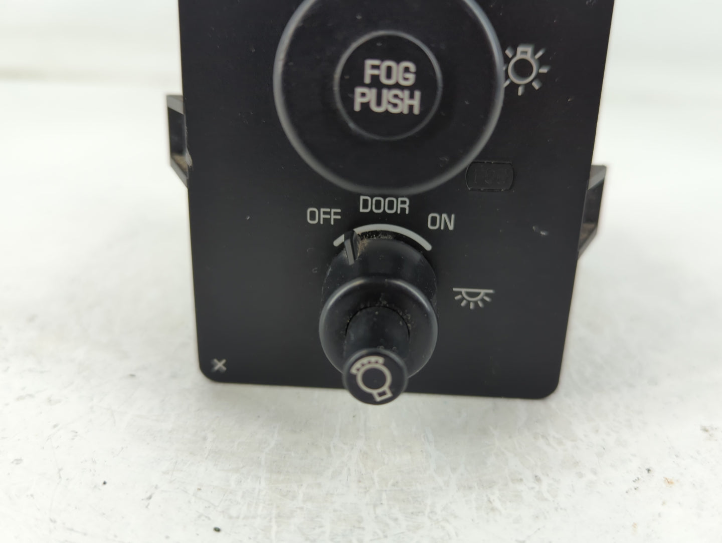 2002-2007 Buick Rendezvous Headlight Head Light Switch Lamp Control - Oemusedautoparts1.com