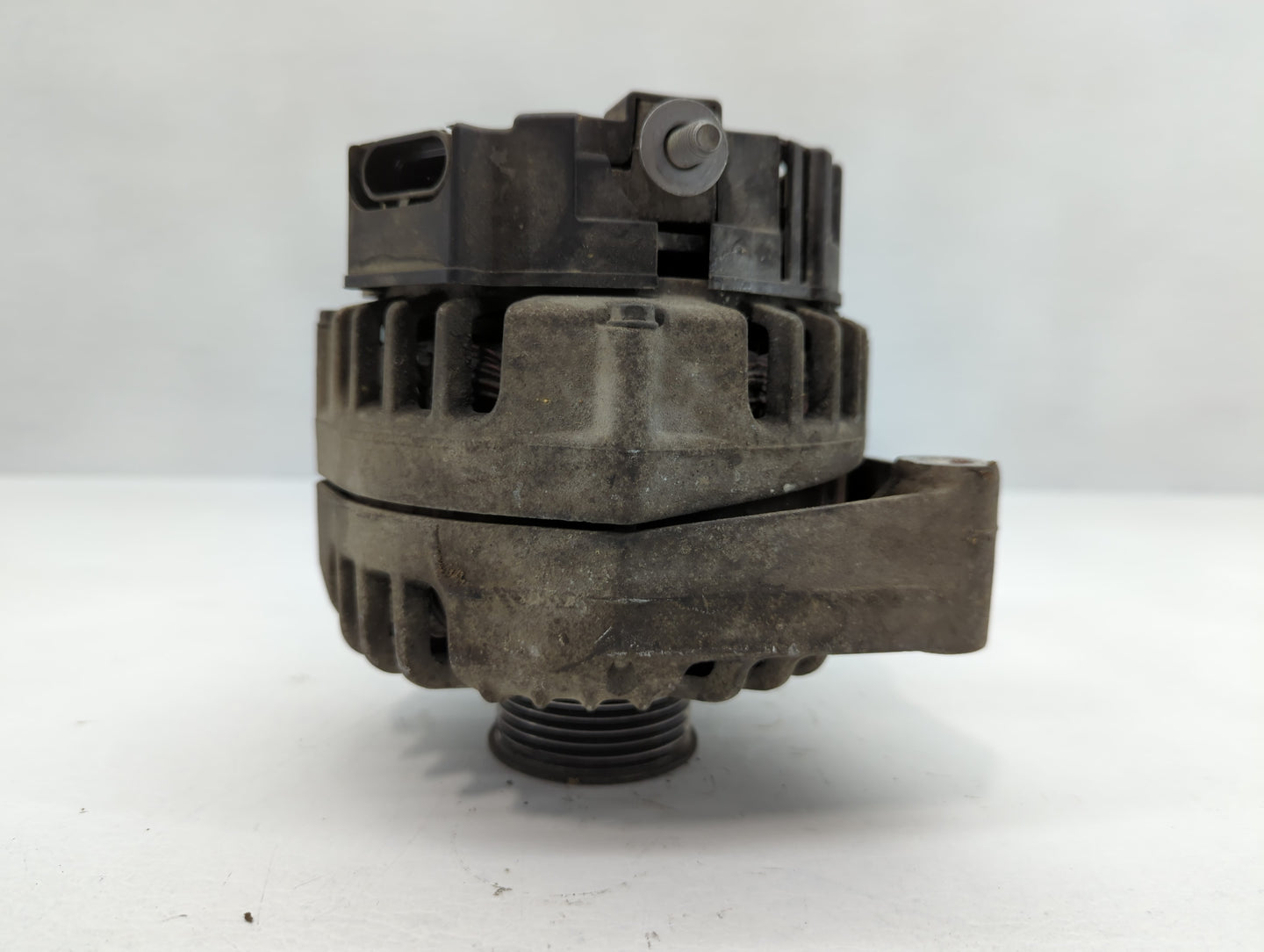 2003 Buick Rendezvous Alternator Replacement Generator Charging Assembly Engine OEM P/N:10317731 Fits OEM Used Auto Parts - 