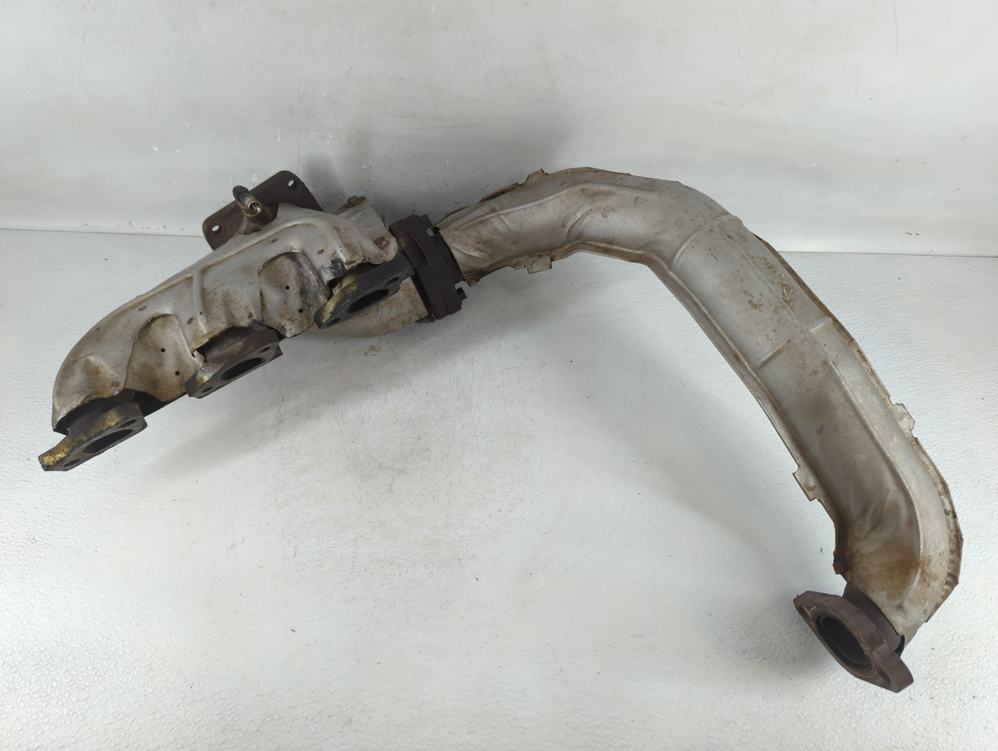 2002 Buick Rendezvous Turbocharger Exhaust Manifold With Turbo Charger - Oemusedautoparts1.com
