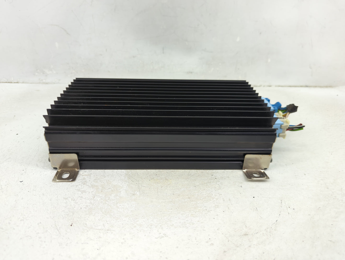 2003-2007 Cadillac Cts Radio Speaker Amplifier - Oemusedautoparts1.com