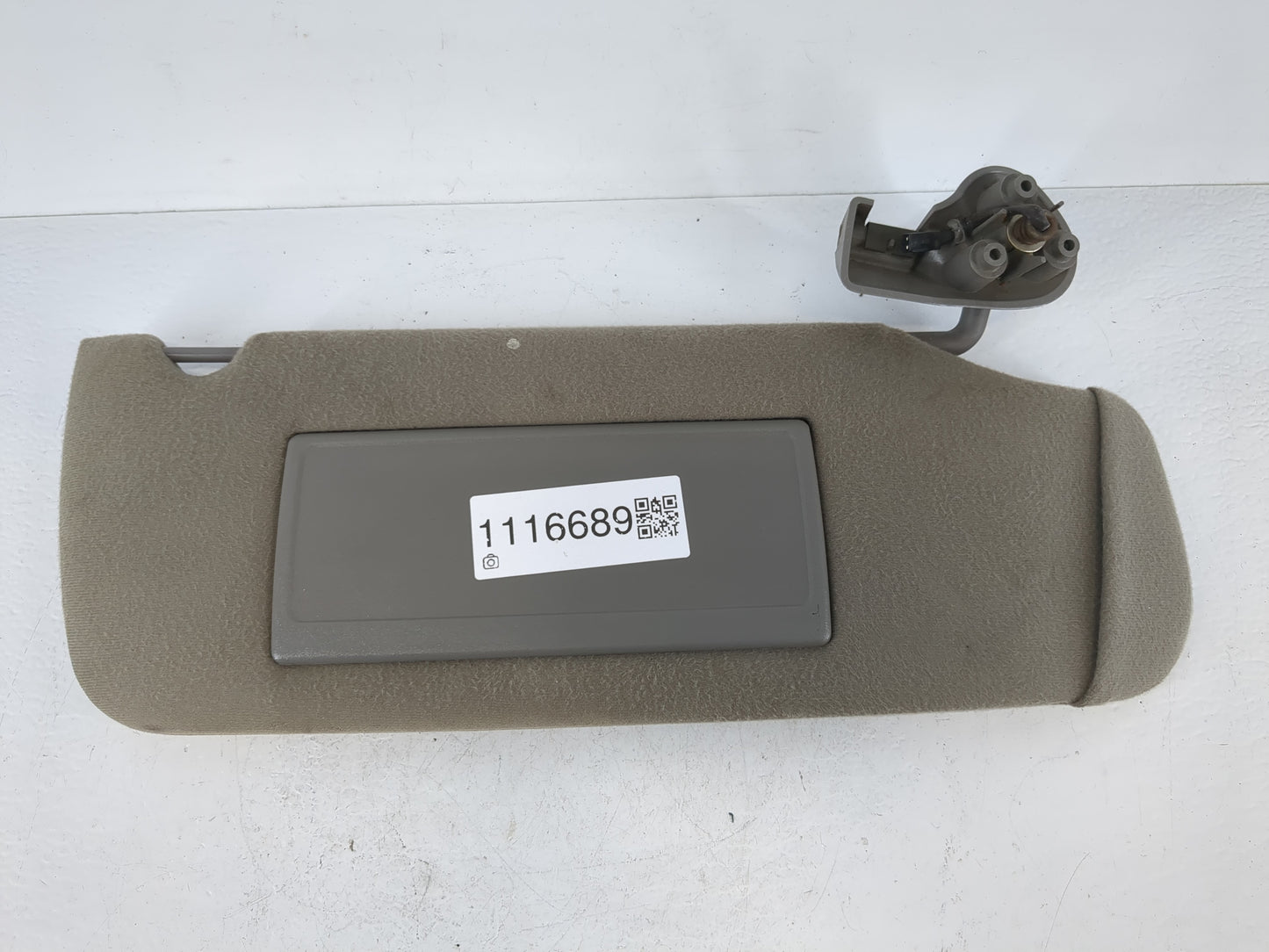 2003-2007 Cadillac Cts Sun Visor Shade Replacement Passenger Right Mirror Fits Fits 2003 2004 2005 2006 2007 OEM Used Auto P