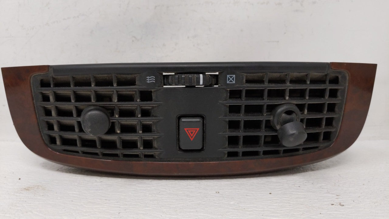 2003 Cadillac Cts Hazard Switch 25703804 - Oemusedautoparts1.com
