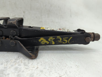 2003 Cadillac Cts Spare Scissor Car Jack