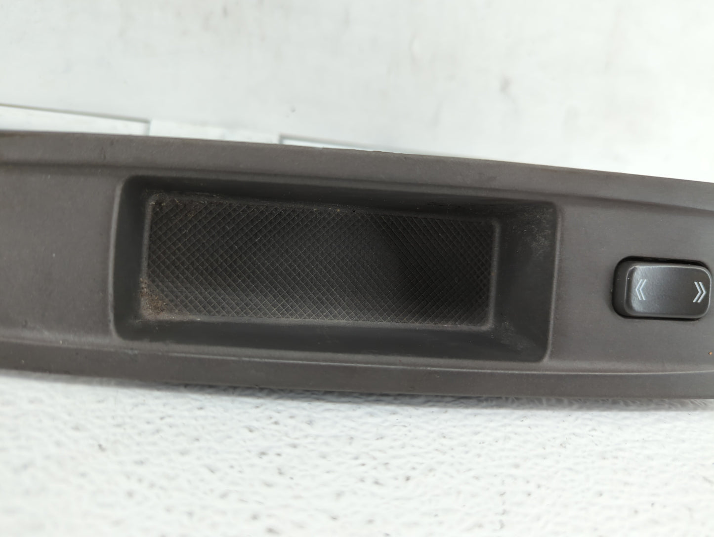 2003 Cadillac Cts Driver Left Rear Power Window Switch 25727778 - Oemusedautoparts1.com