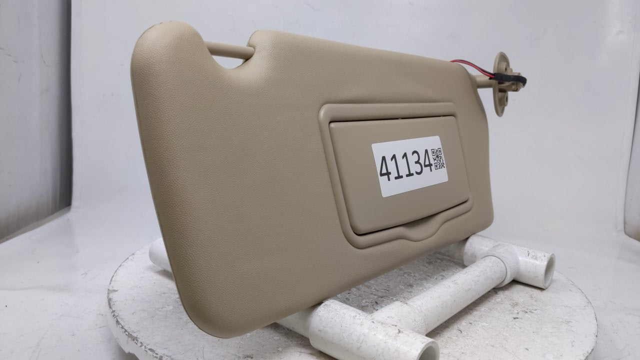 2003 Cadillac Cts Sun Visor Shade Replacement Passenger Right Mirror Fits OEM Used Auto Parts - Oemusedautoparts1.com
