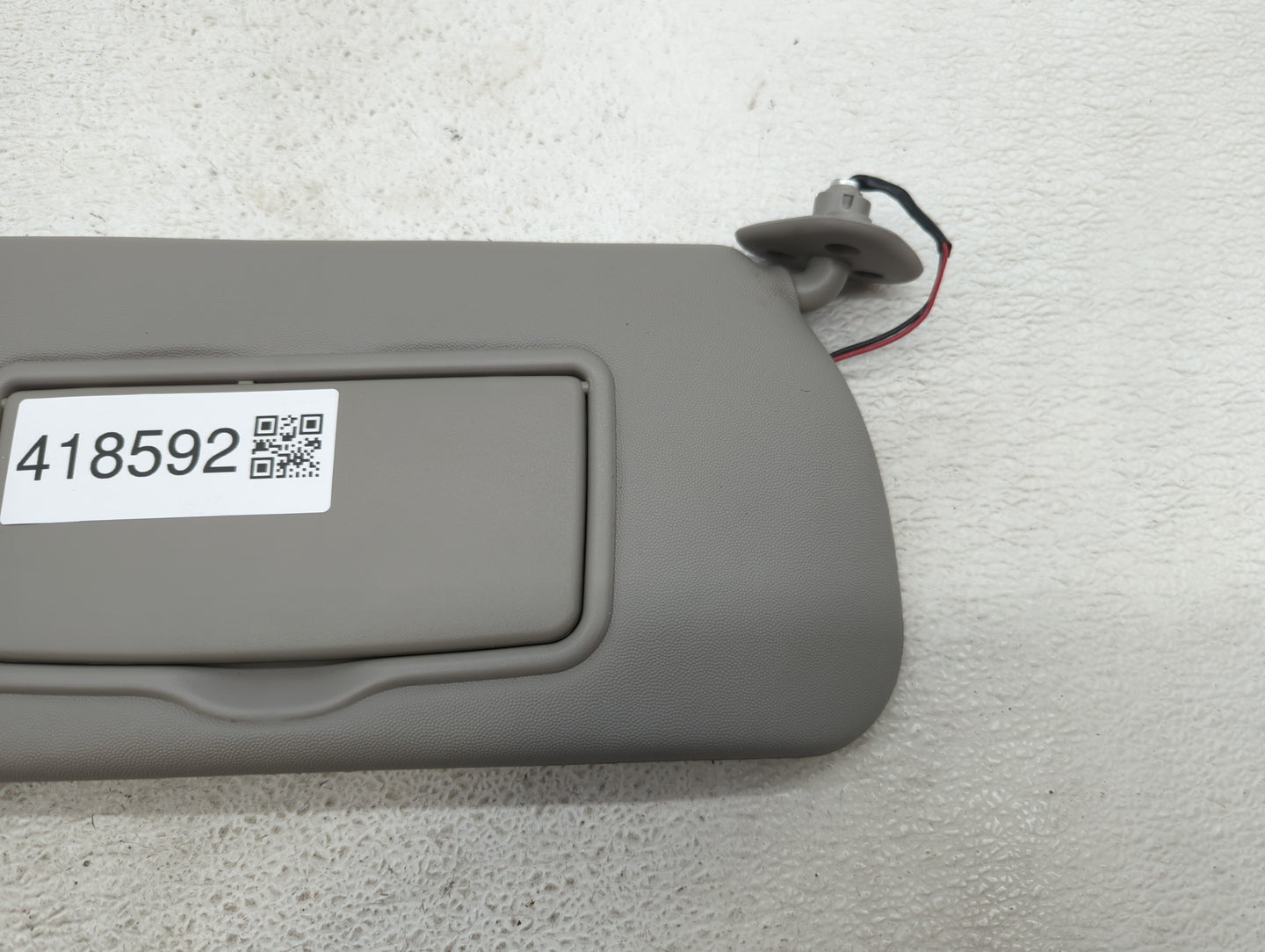 2003-2007 Cadillac Cts Sun Visor Shade Replacement Passenger Right Mirror Fits Fits 2003 2004 2005 2006 2007 OEM Used Auto P