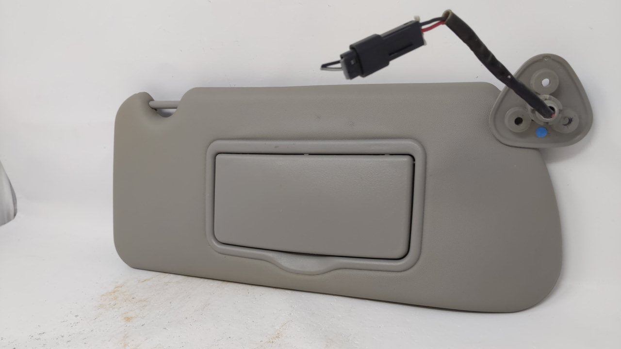 2003 Cadillac Cts Sun Visor Shade Replacement Passenger Right Mirror Fits OEM Used Auto Parts - Oemusedautoparts1.com