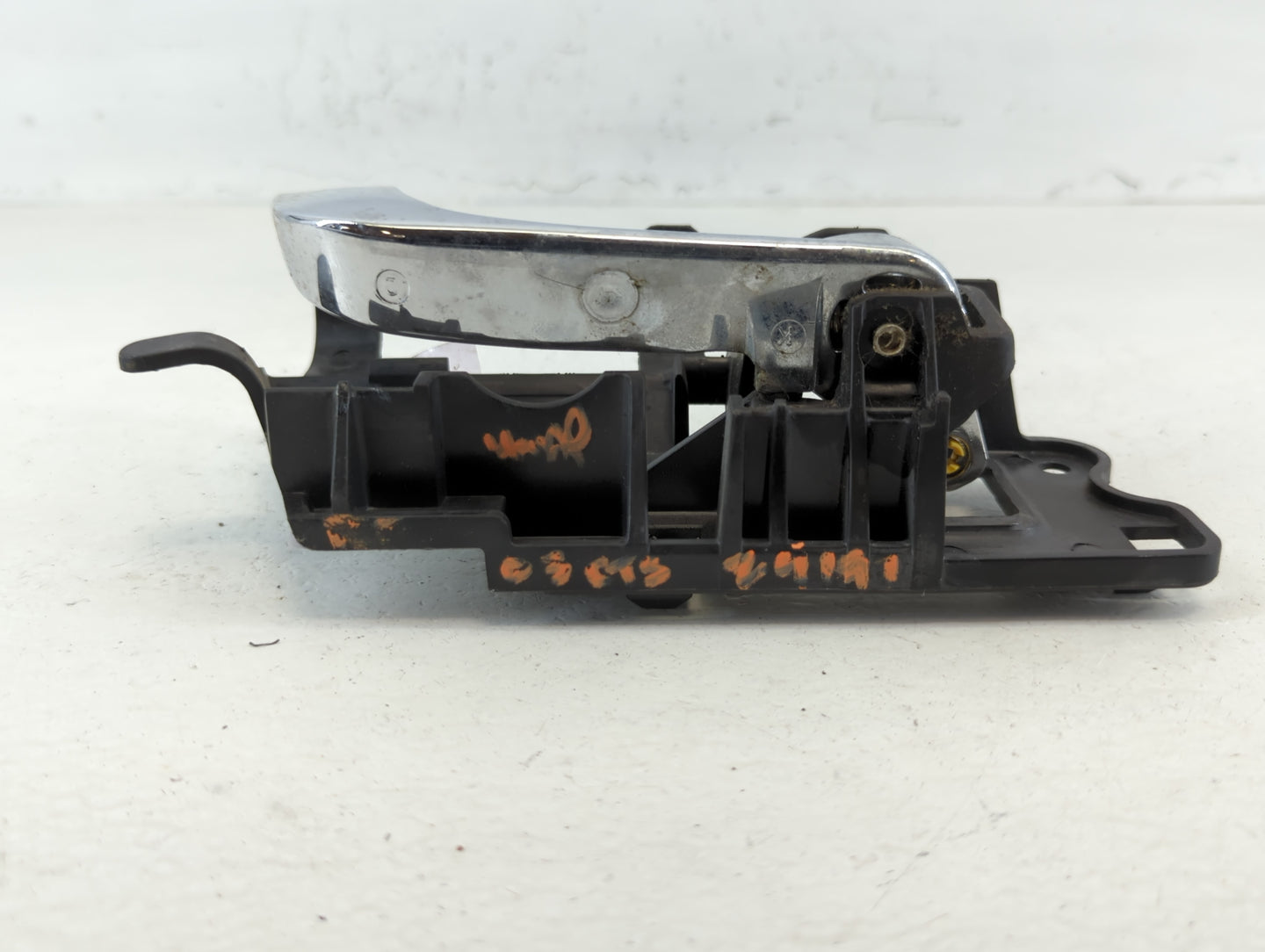 2003 Cadillac Cts Passenger Front Right Door Handle Exterior Assembly - Oemusedautoparts1.com