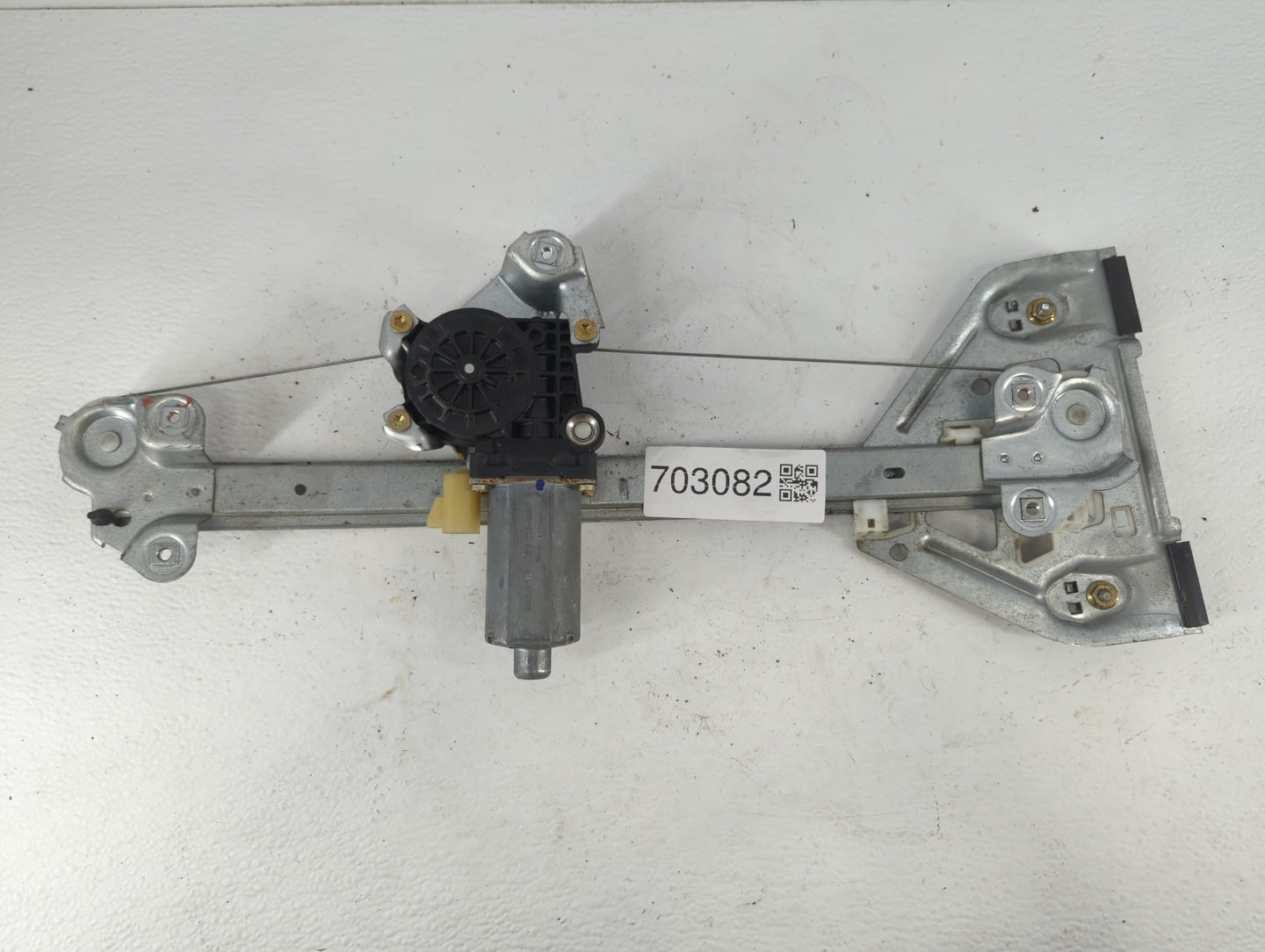 2003-2007 Cadillac Cts Window Regulator Right Passenger Rear - Oemusedautoparts1.com