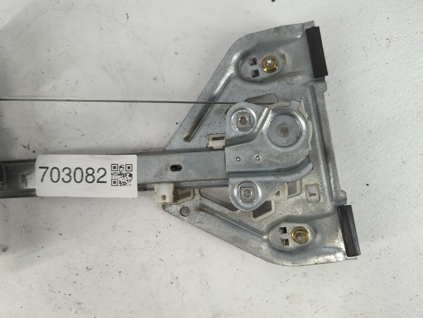 2003-2007 Cadillac Cts Window Regulator Right Passenger Rear - Oemusedautoparts1.com