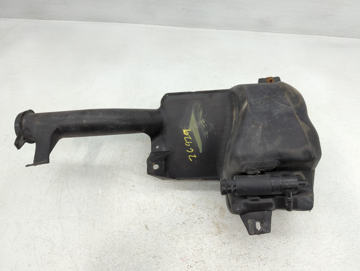 2003-2007 Cadillac Cts Windshield Washer Fluid Reservoir Bottle Oem - Oemusedautoparts1.com