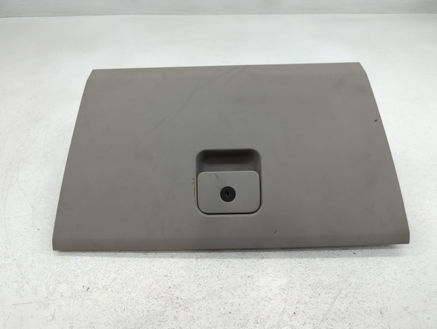2003 Cadillac Cts Passenger Glove Box Door Storage Compartment - Oemusedautoparts1.com