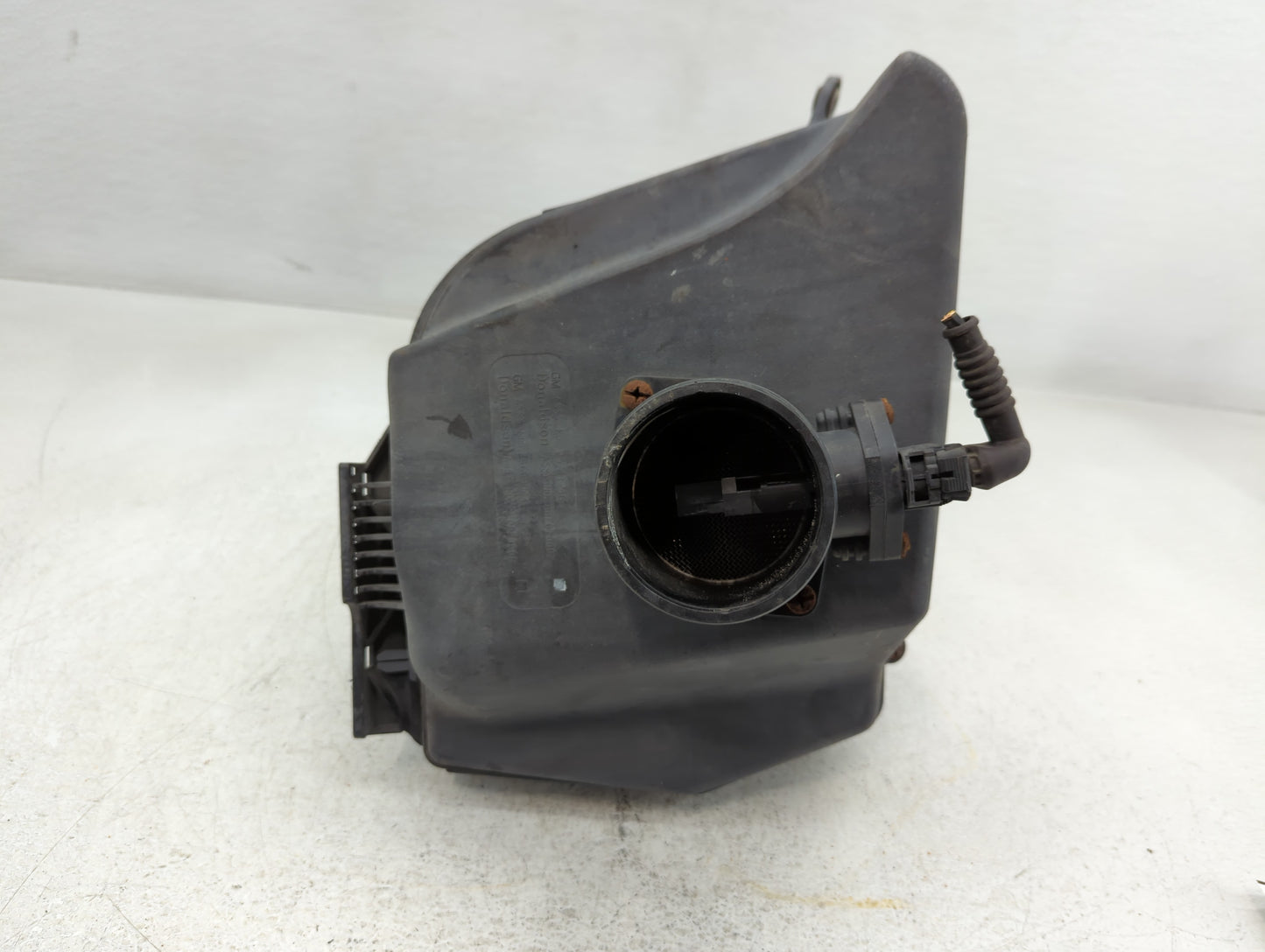 2003-2004 Cadillac Cts Air Cleaner Intake-duct Hose Tube - Oemusedautoparts1.com