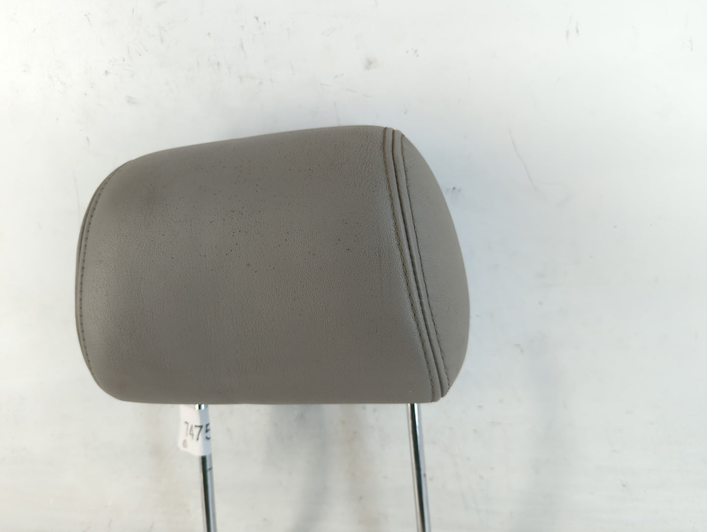 2003-2007 Cadillac Cts Headrest Head Rest Front Driver Passenger Seat - Oemusedautoparts1.com