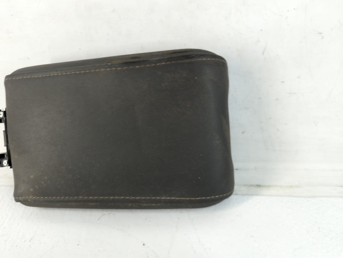 2003 Cadillac Cts Center Console Armrest Cover Lid Fits OEM Used Auto Parts - Oemusedautoparts1.com