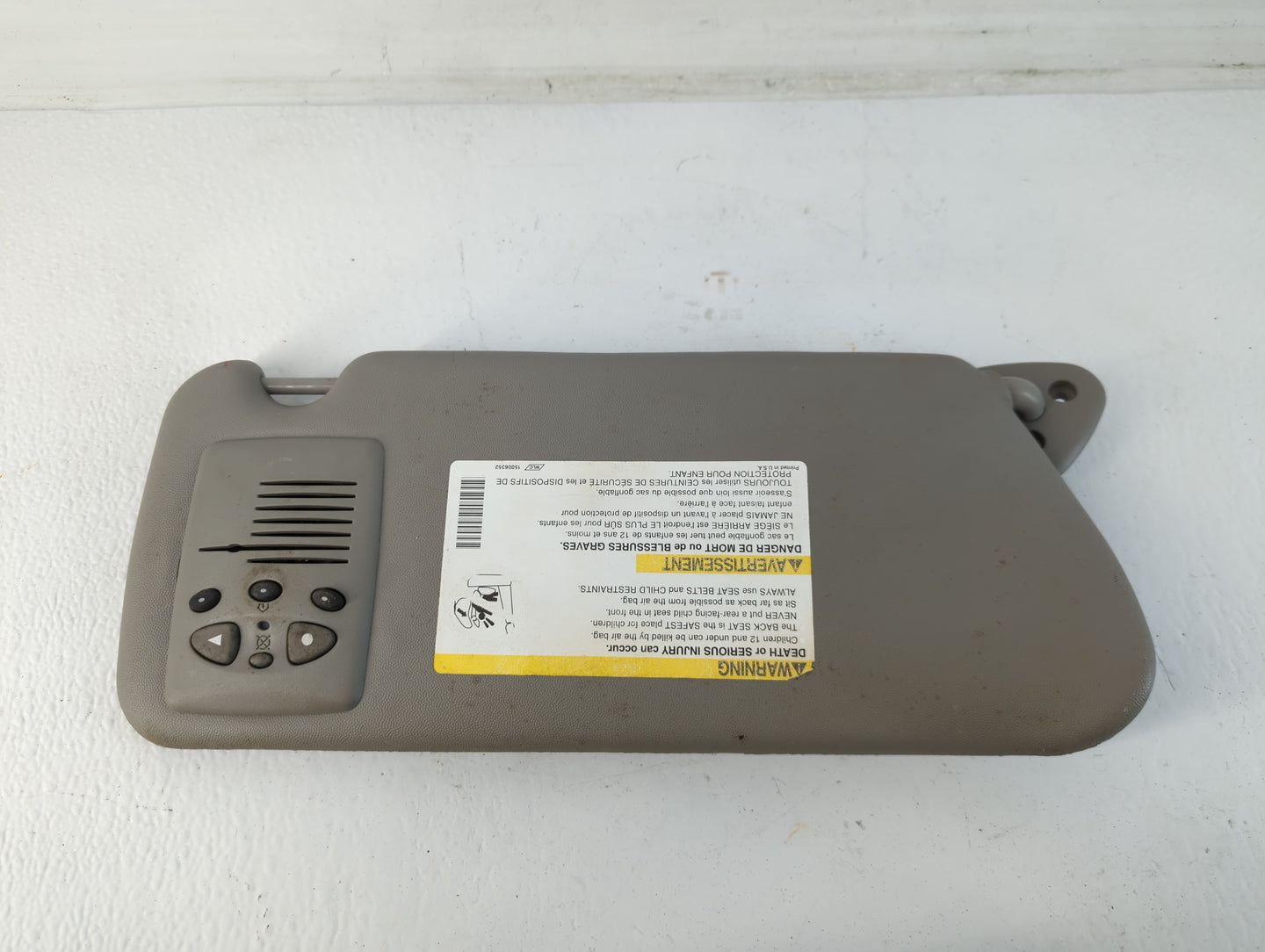 2003-2007 Cadillac Cts Sun Visor Shade Replacement Driver Left Mirror Fits Fits 2003 2004 2005 2006 2007 OEM Used Auto Parts